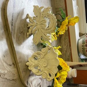 Unk Cream Decorative Vases